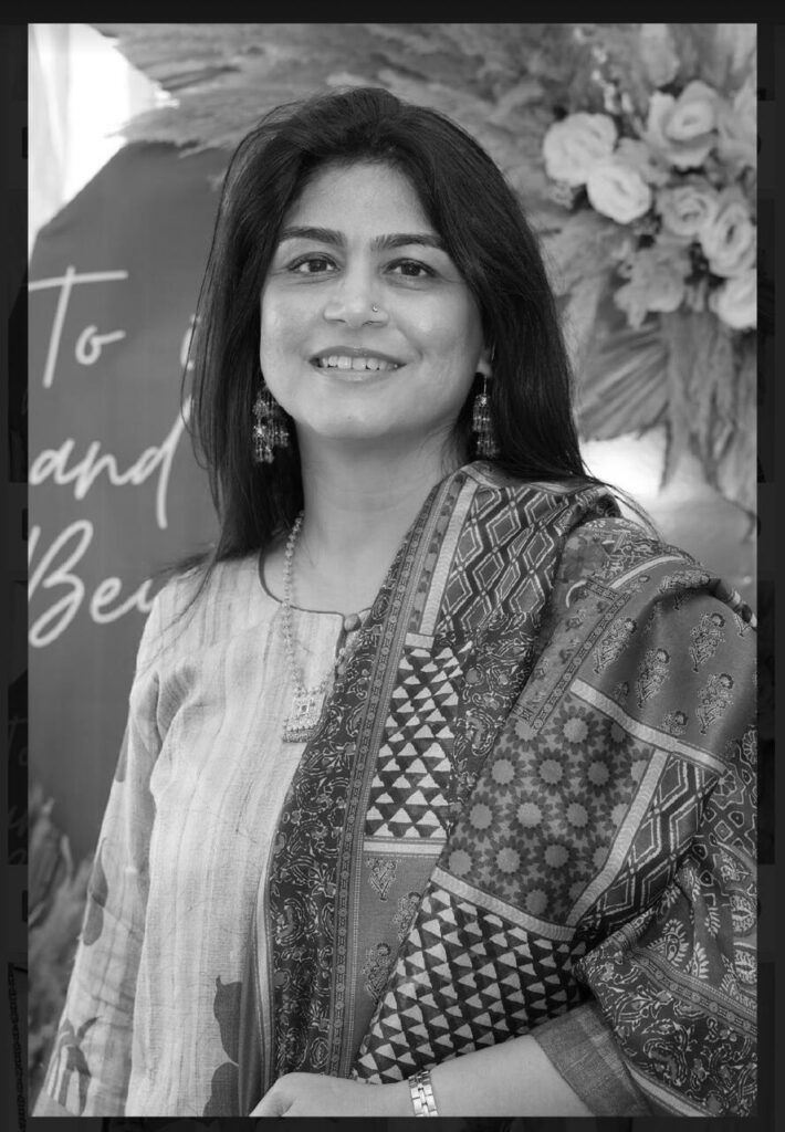 Menisha Mehta headshot